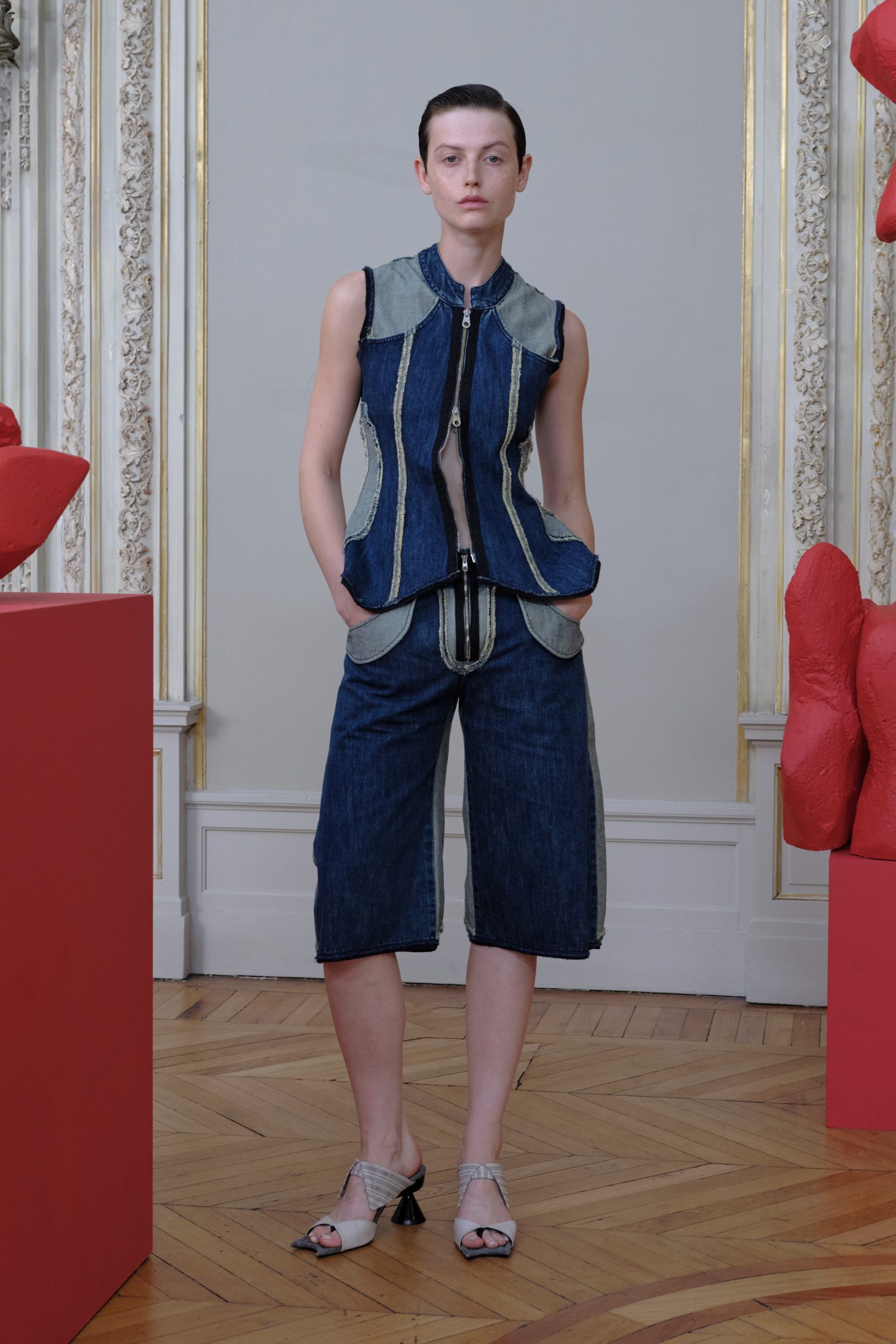 PAULA CANOVAS DEL VAS | Collections